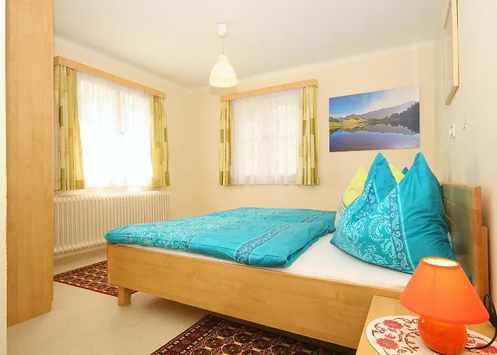 度假居 Hermann 斯拉德明